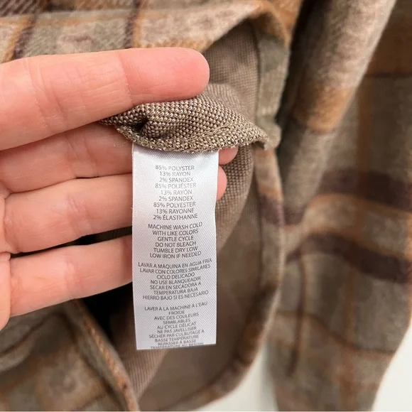 Beachlunchlounge neutral tan brown plaid shirt shacket woman’s size small - Picture 8 of 8